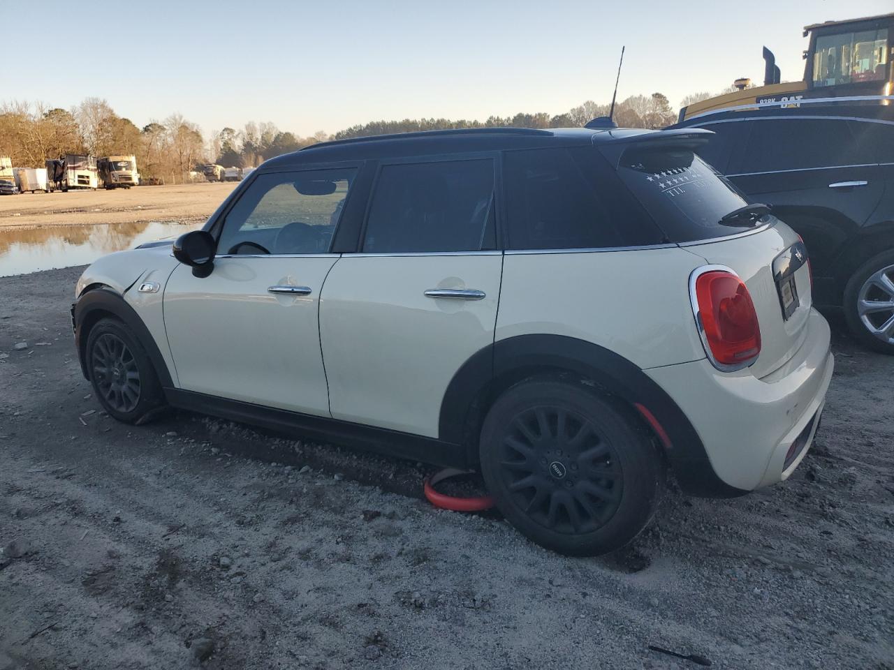 2017 Mini Cooper S - Image 2