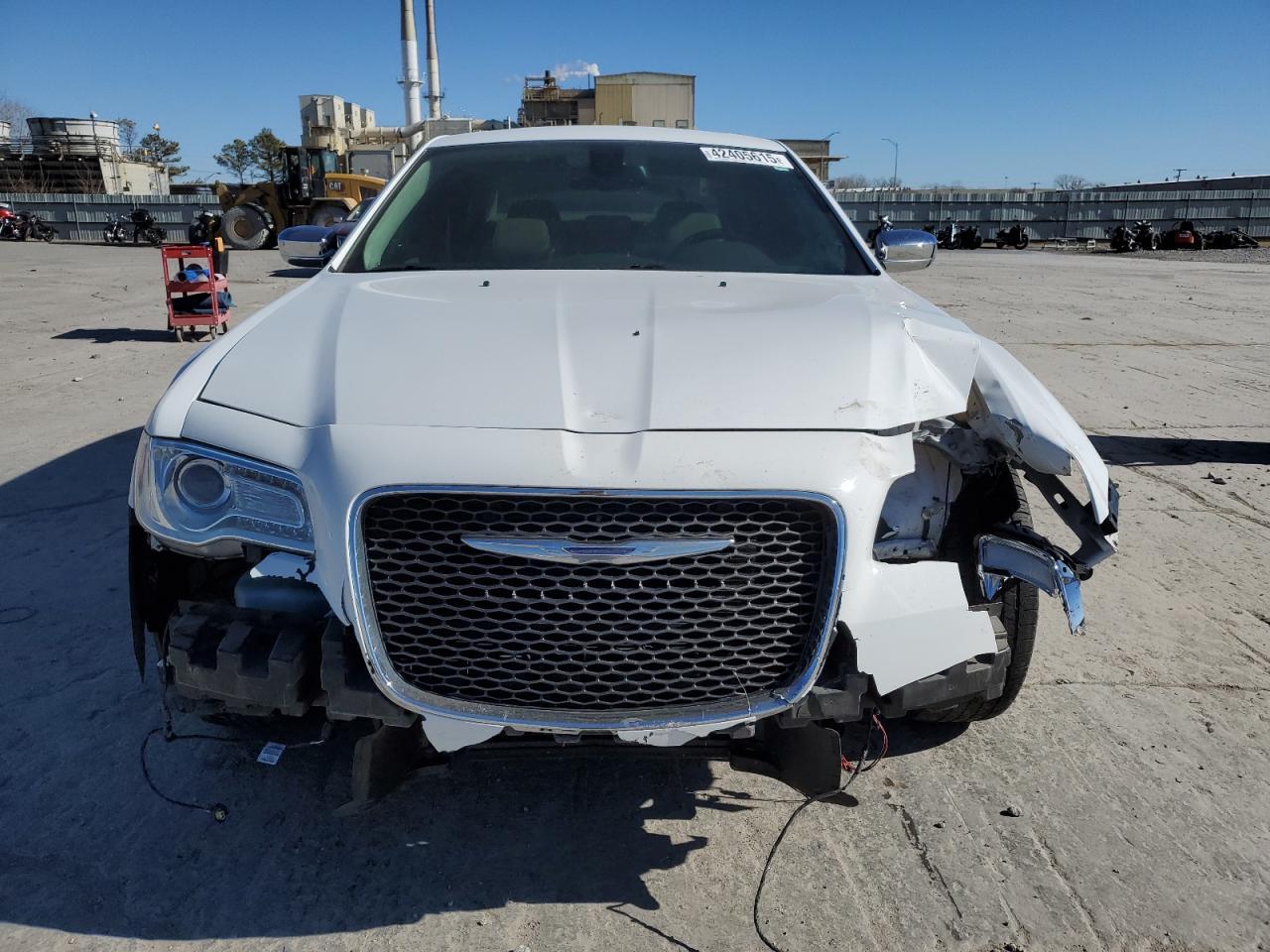 2016 Chrysler 300C - Image 5
