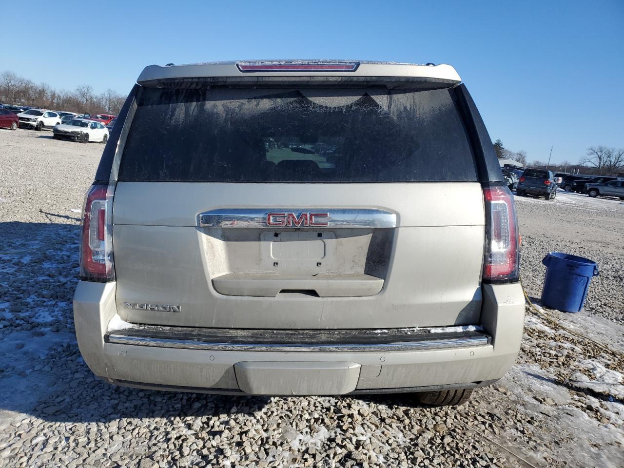 2015 GMC Yukon Denali - Фото 6