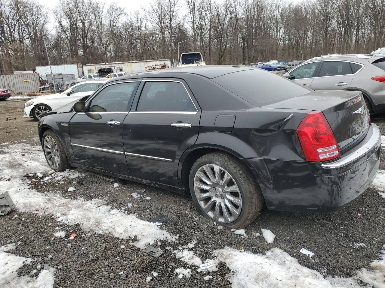 2009 Chrysler 300C - Image 2