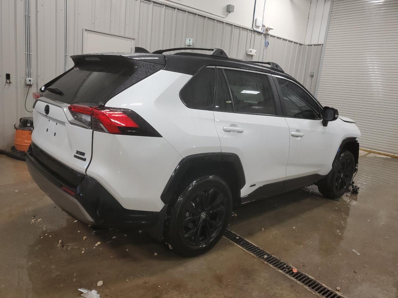 2024 Toyota Rav4 Xse - Фото 3