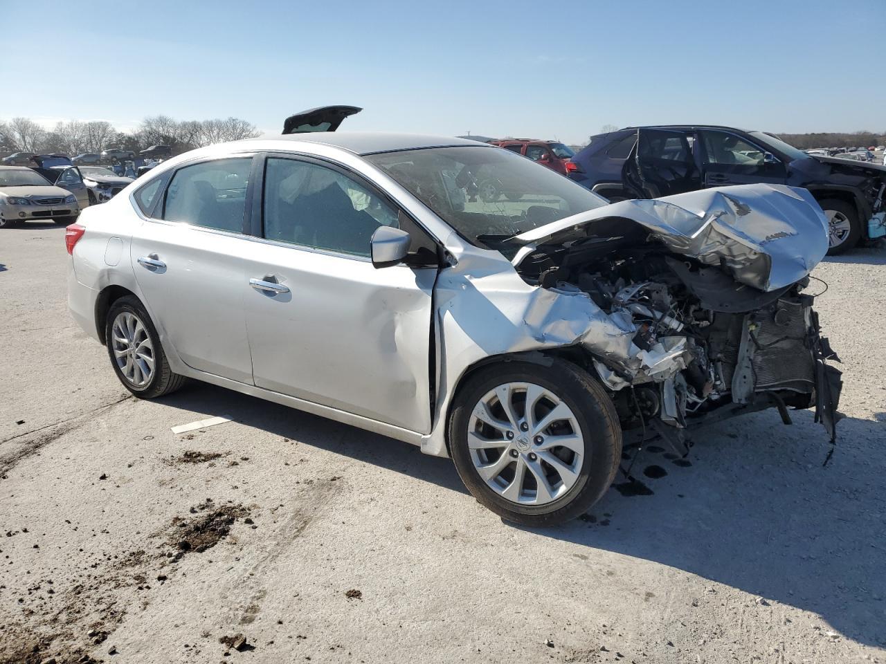 2019 Nissan Sentra S - Фото 4