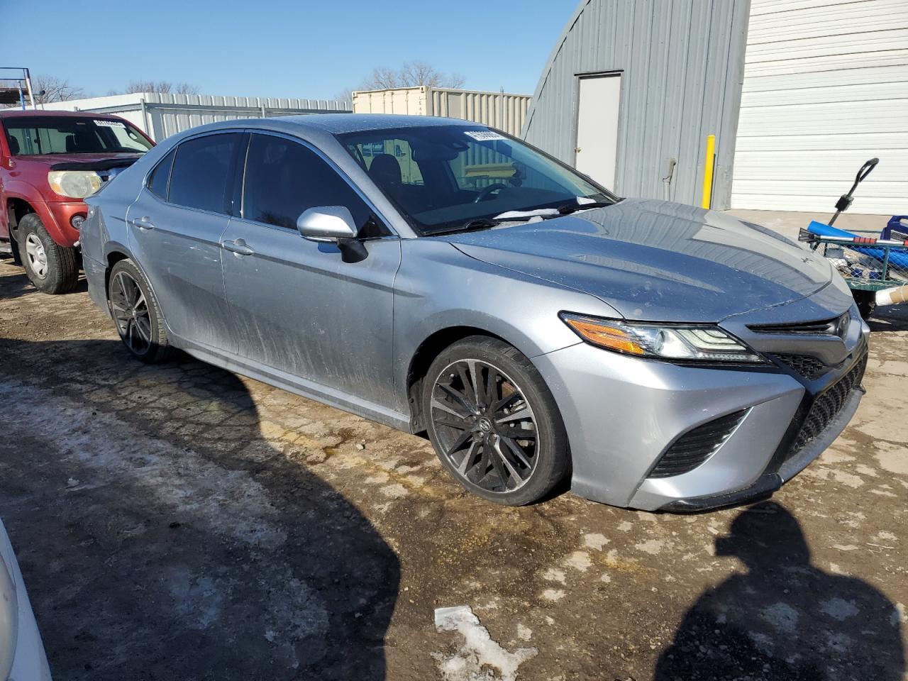 2019 Toyota Camry Xse - Фото 4
