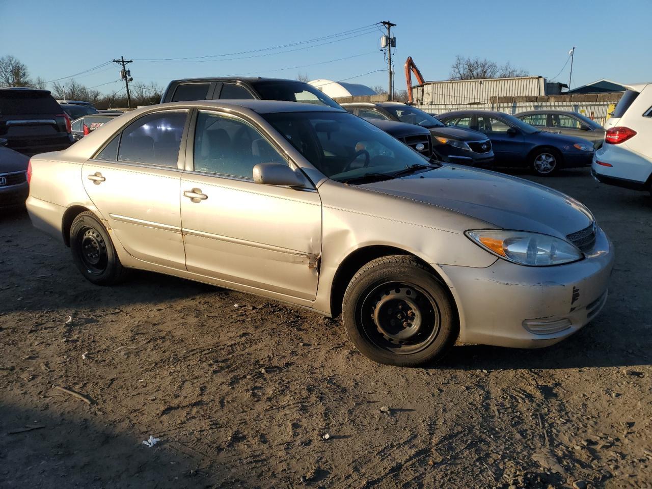 2002 Toyota Camry Le - Фото 4