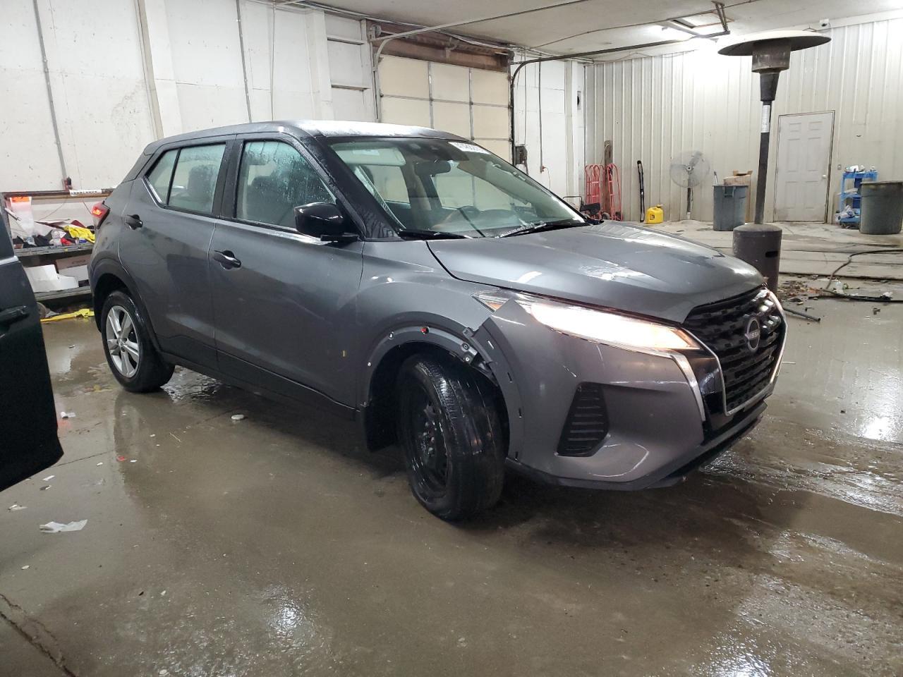 2024 Nissan Kicks S - Image 4