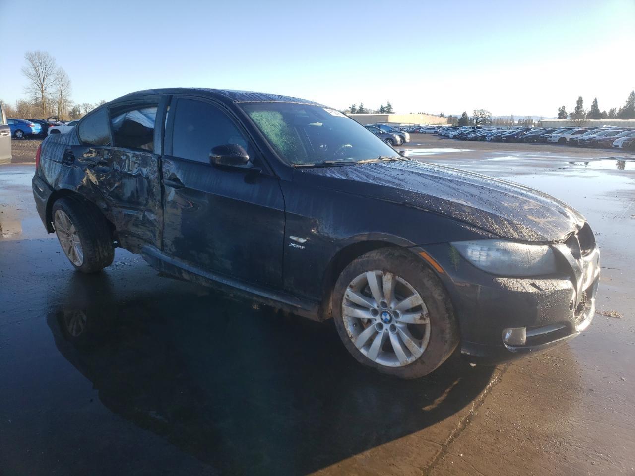 2011 BMW 335 Xi - Фото 4