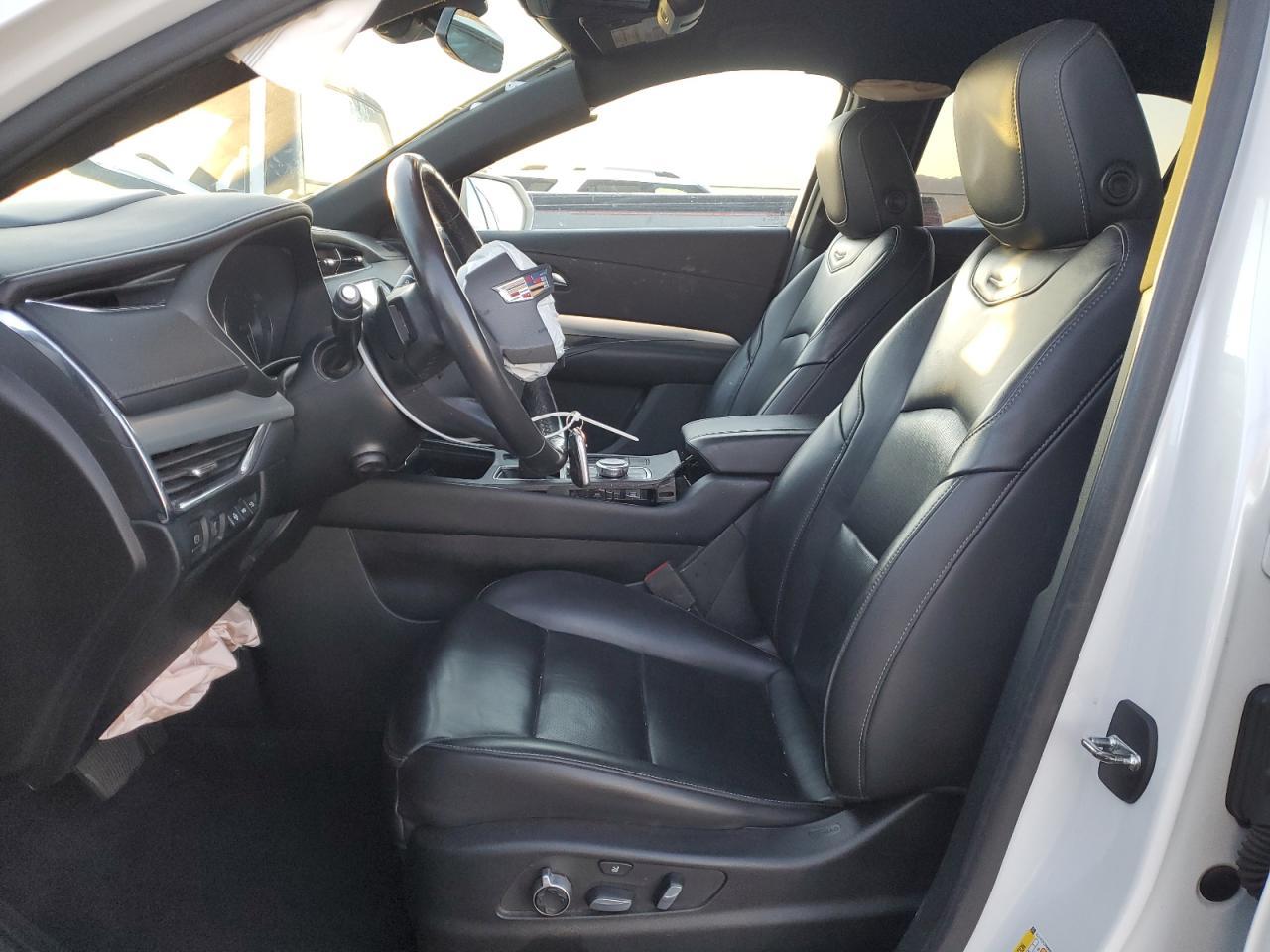 2019 Cadillac Xt4 Premium Luxury - Image 7