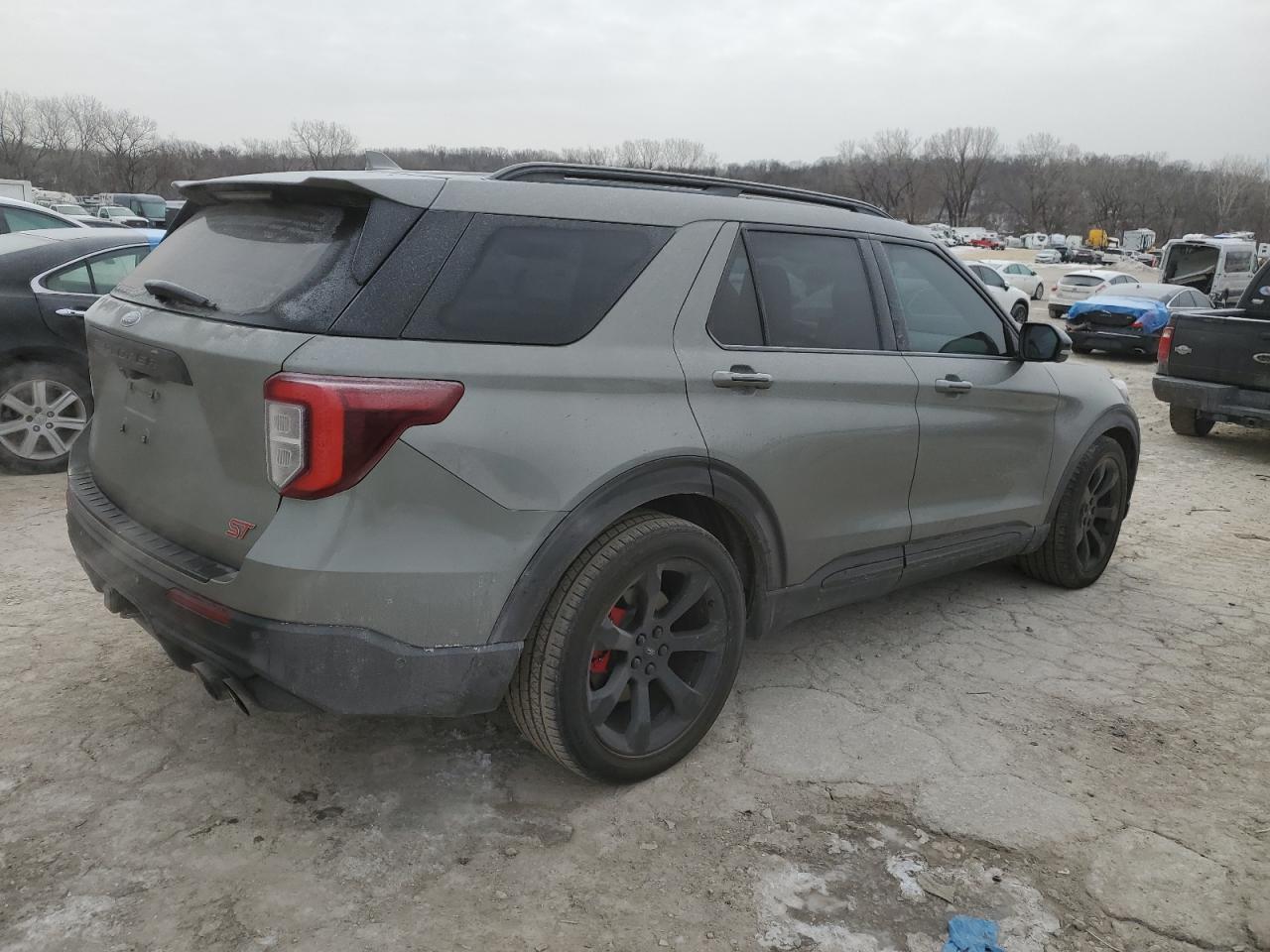 2020 Ford Explorer St - Image 3
