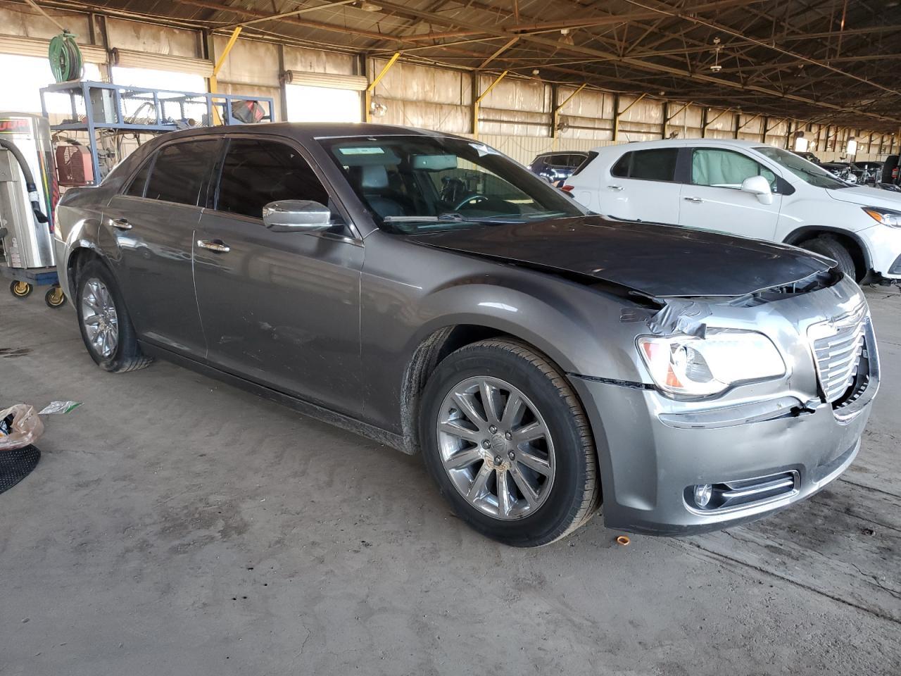 2012 Chrysler 300 Limited - Image 4