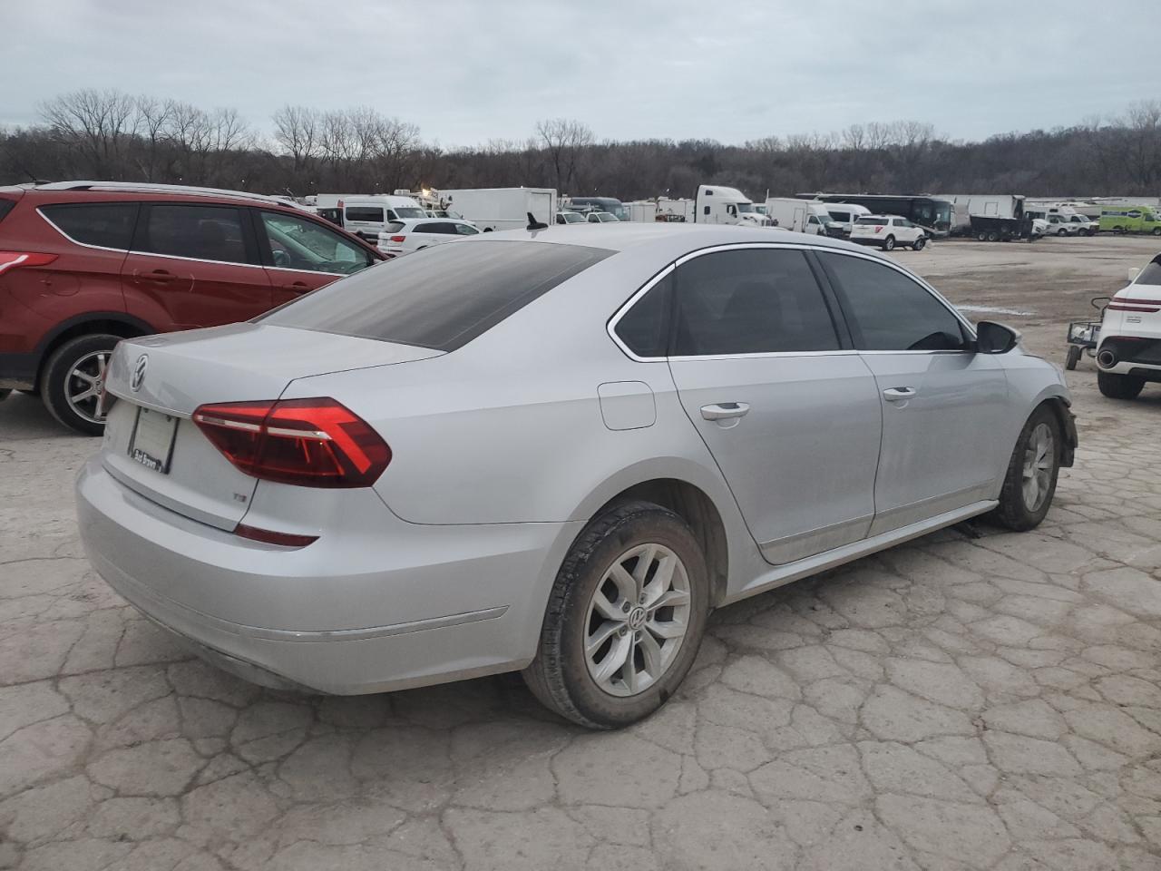2017 Volkswagen Passat S - Image 3