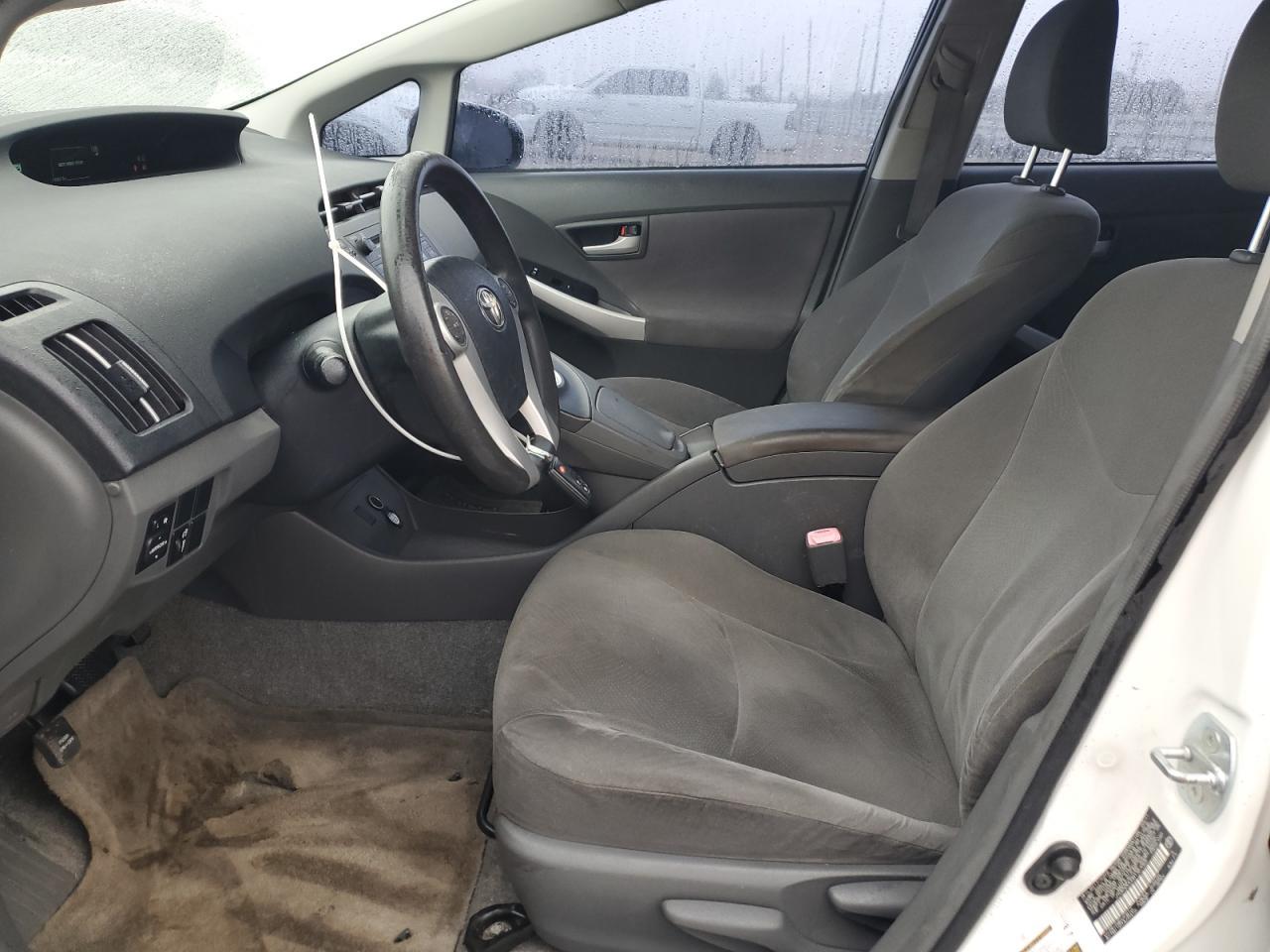 2011 Toyota Prius - Фото 7