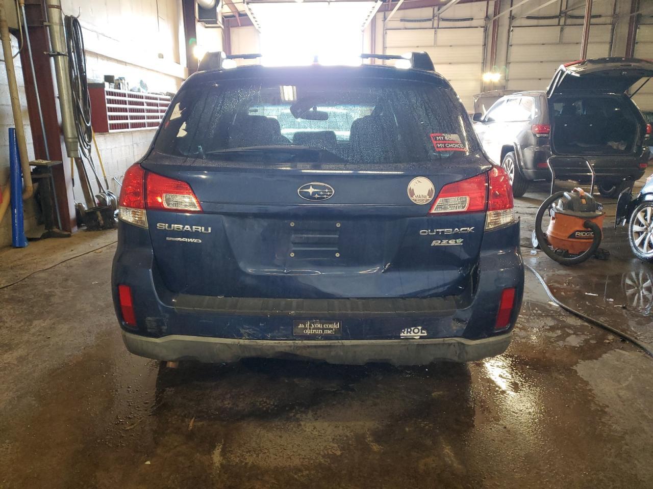 2011 Subaru Outback 2.5I Limited - Фото 6