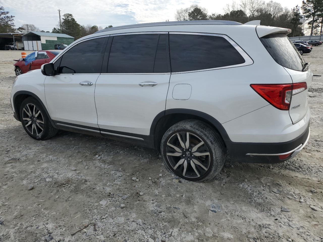 2021 Honda Pilot Touring - Фото 2