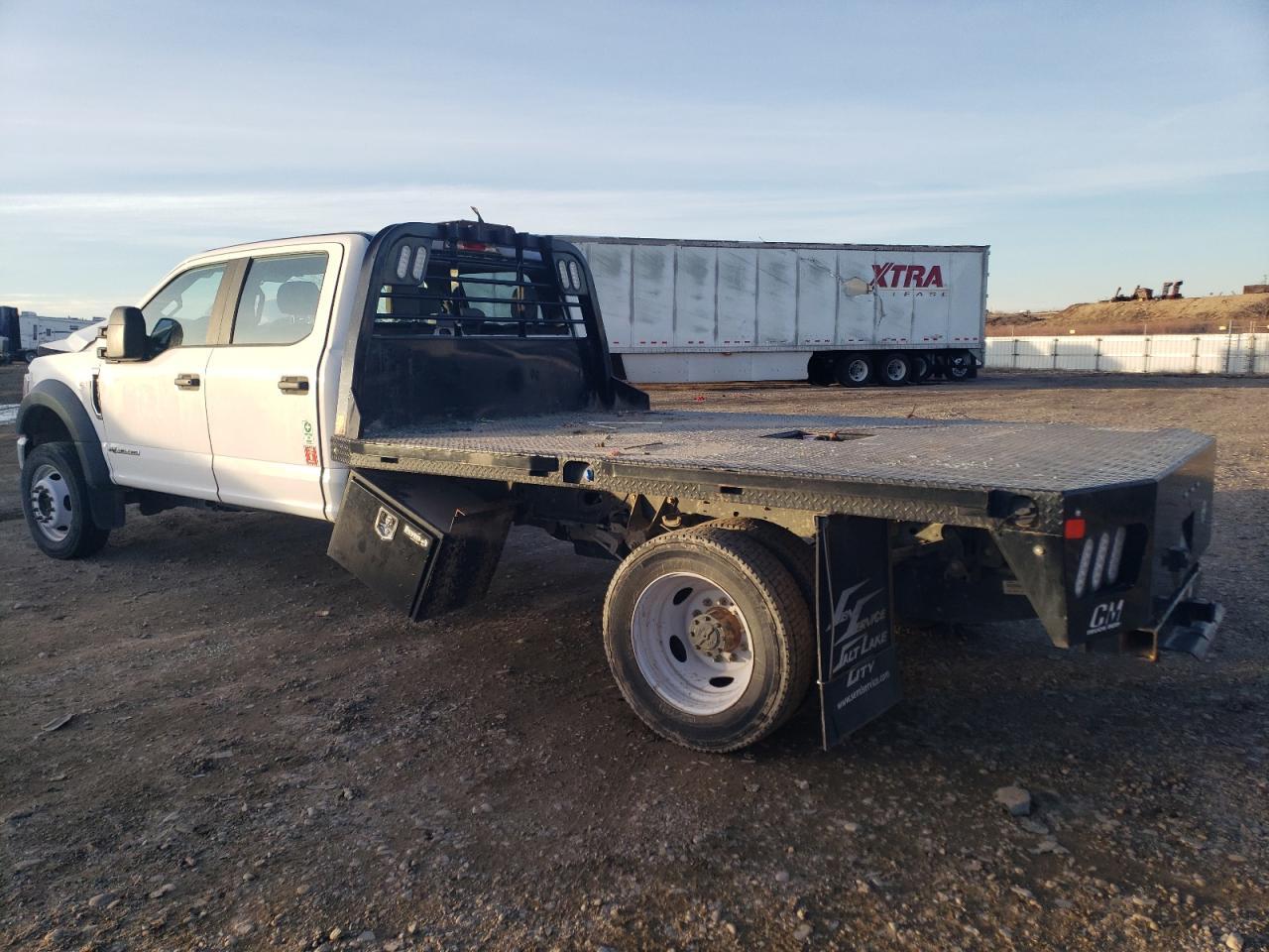 2021 Ford F550 Super - Фото 2
