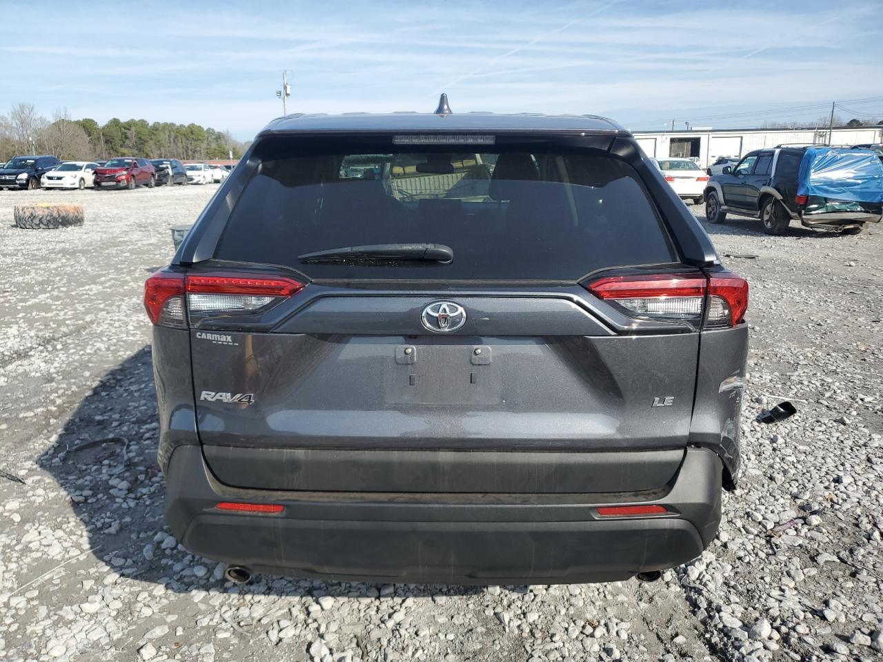 2022 Toyota Rav4 Le - Image 6