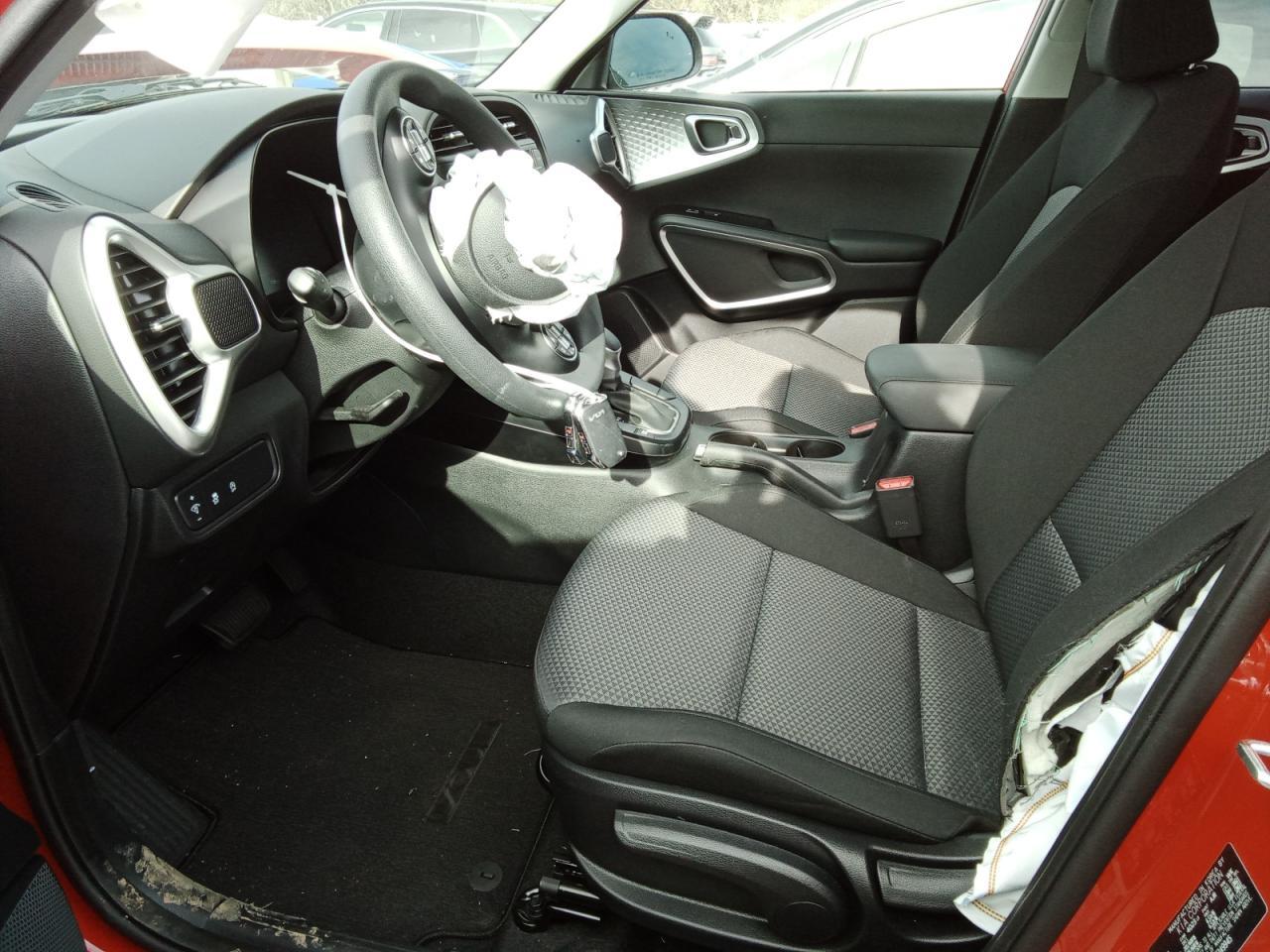 2025 Kia Soul Lx - Image 7