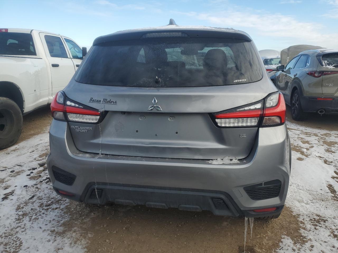 2020 Mitsubishi Outlander Sport Es - Image 6