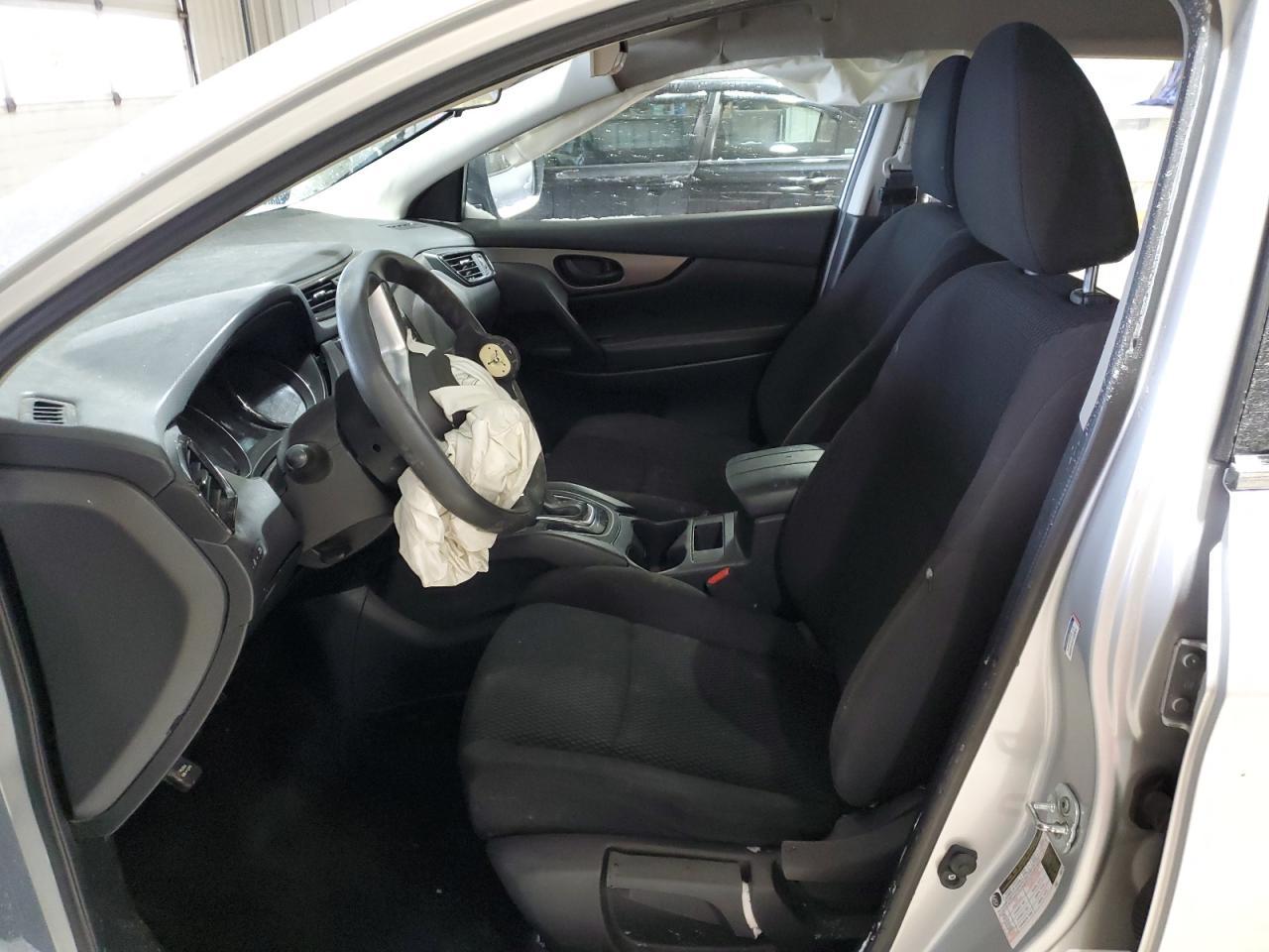 2017 Nissan Rogue Sport S - Фото 7