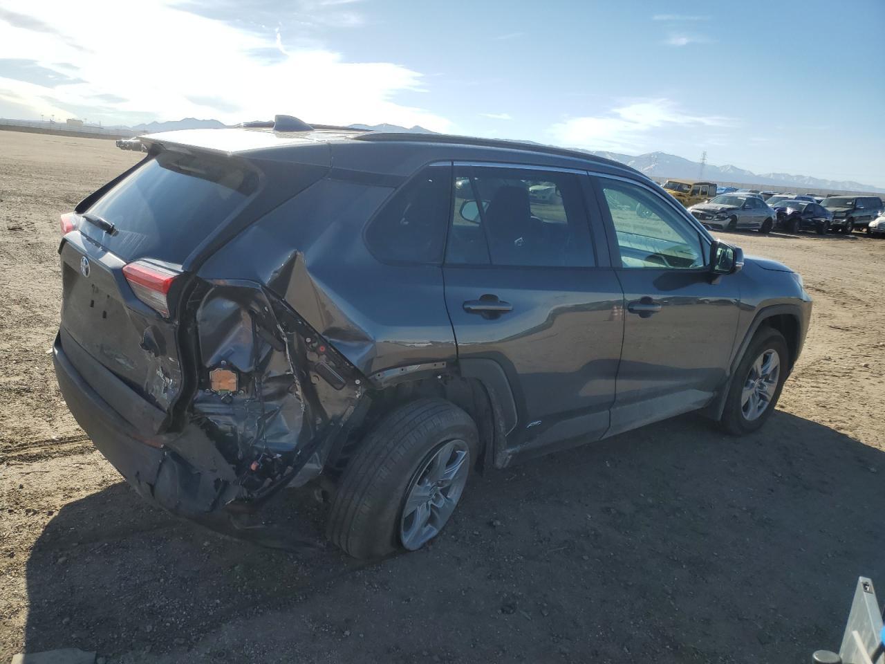 2024 Toyota Rav4 Xle - Image 3