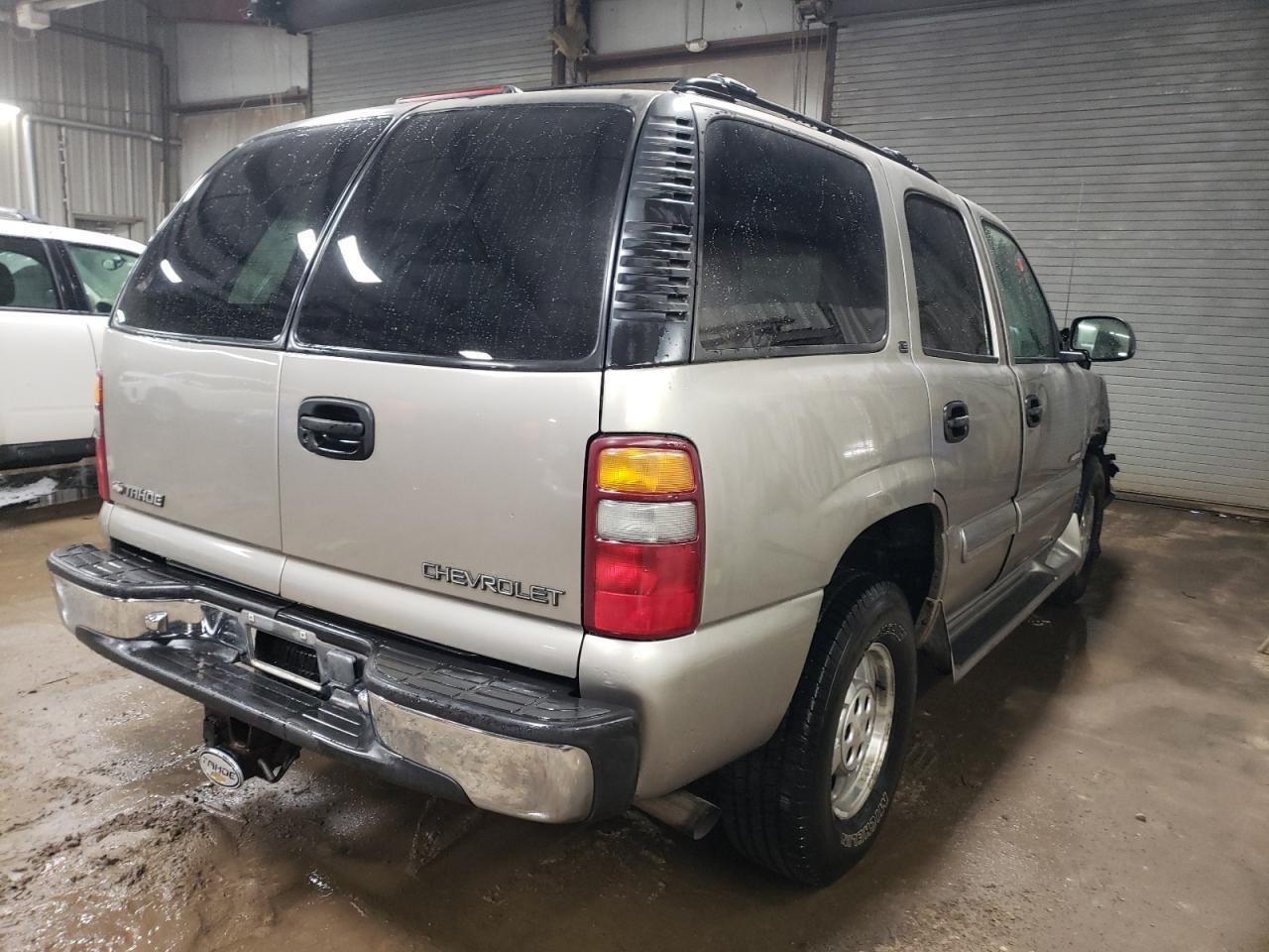 2000 Chevrolet Tahoe K1500 - Фото 3
