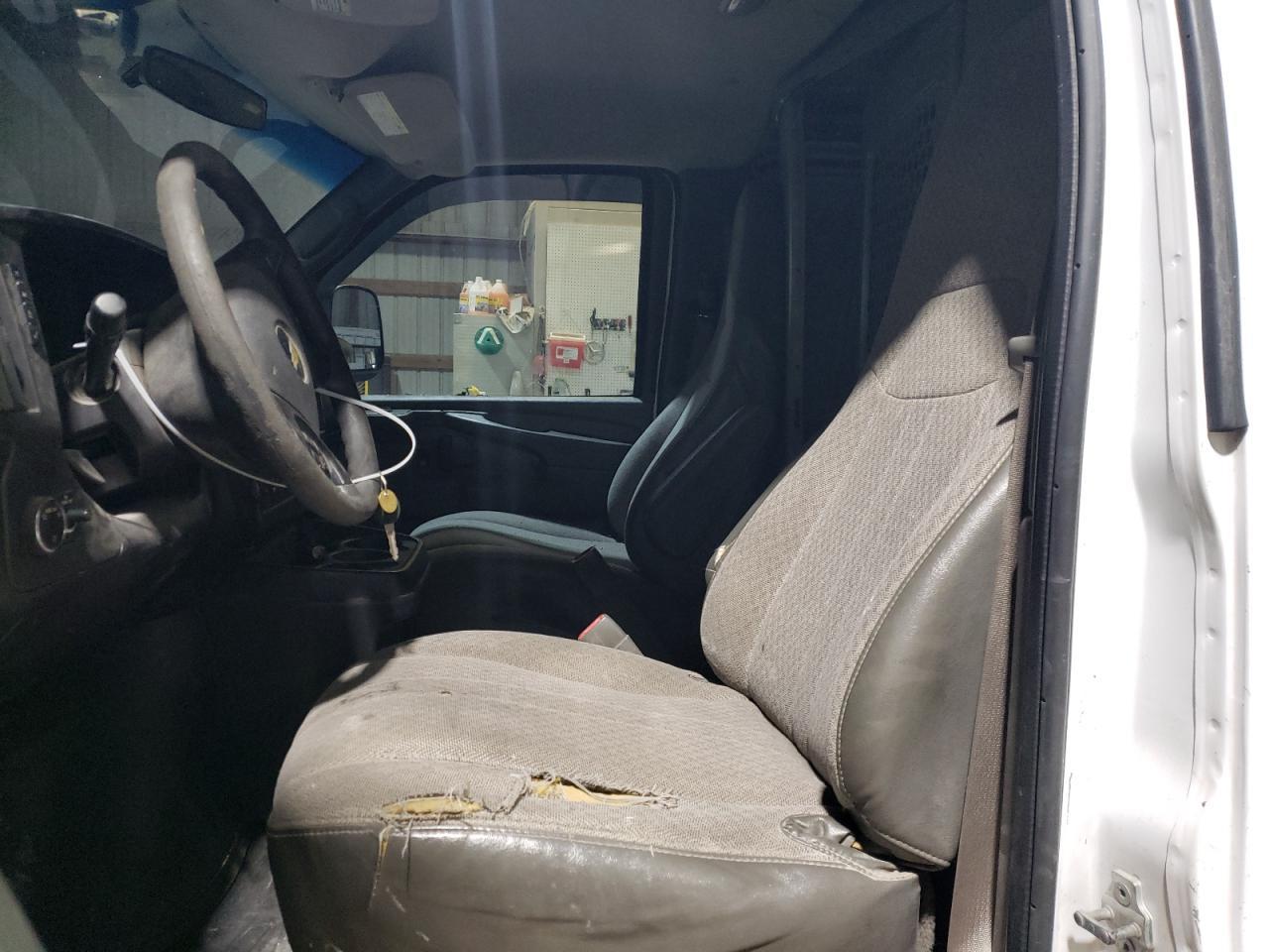 2013 Chevrolet Express G2500 - Фото 7