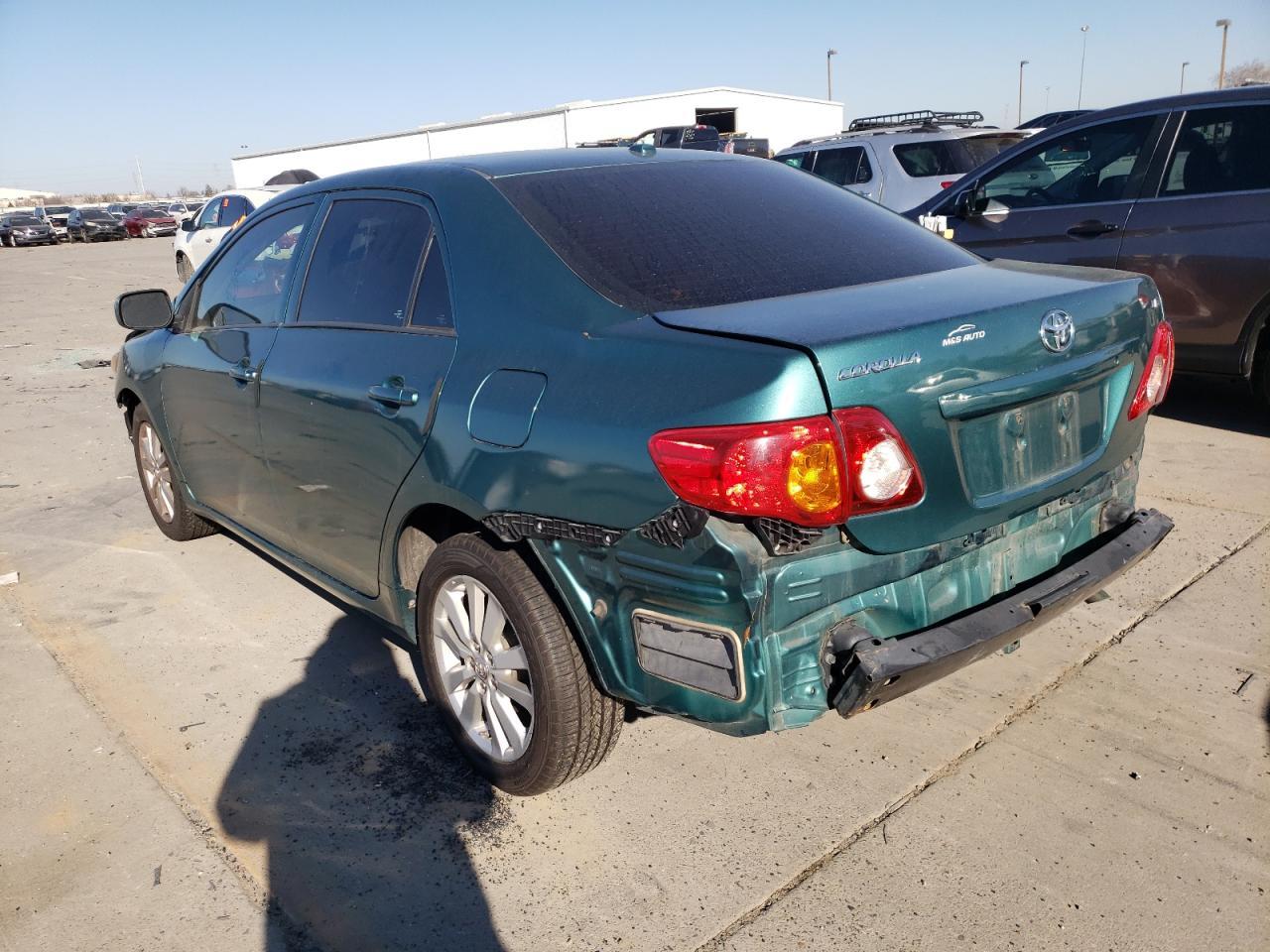 2010 Toyota Corolla Base - Фото 2