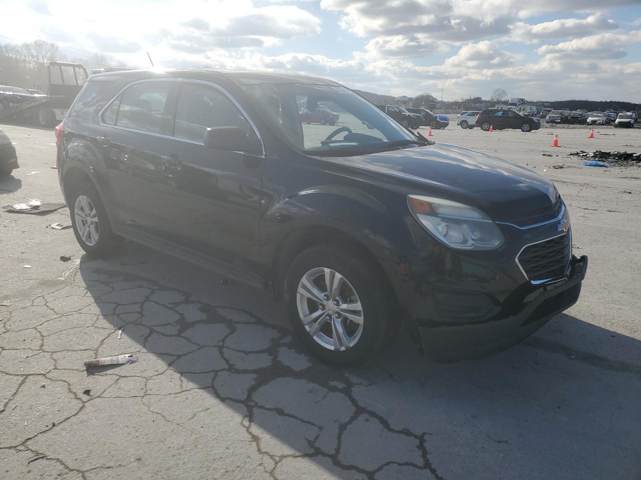 2016 Chevrolet Equinox Ls - Фото 4