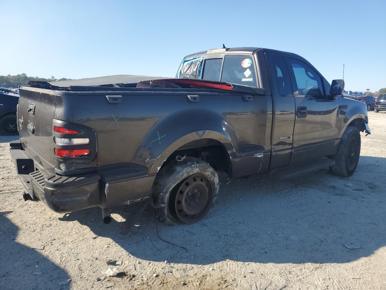 2006 Ford F150 - Image 3