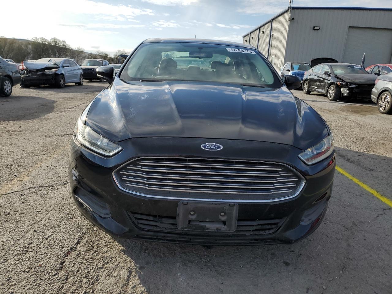 2014 Ford Fusion S - Фото 5