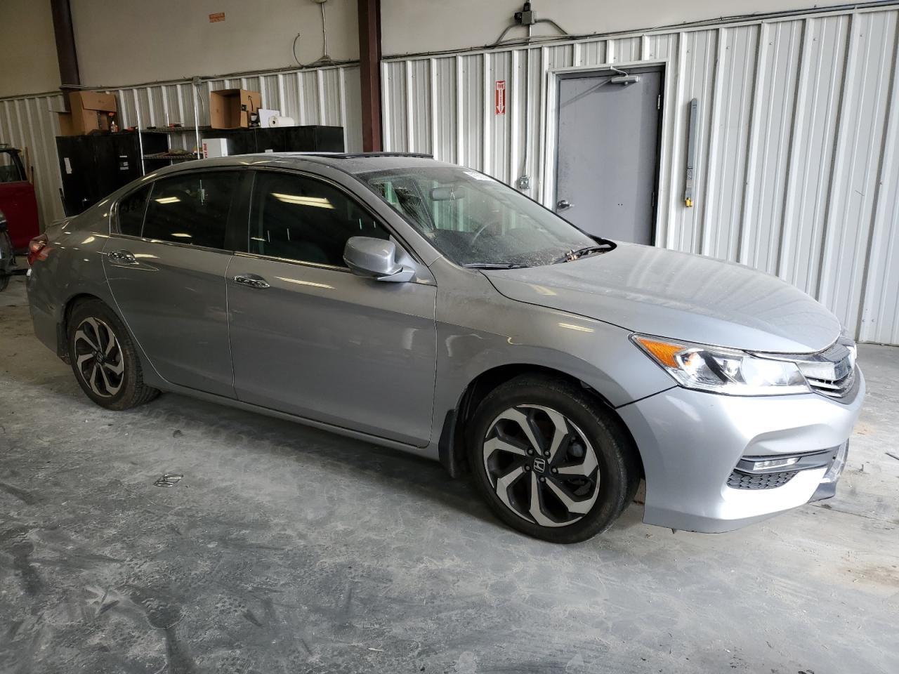 2017 Honda Accord Ex - Фото 4