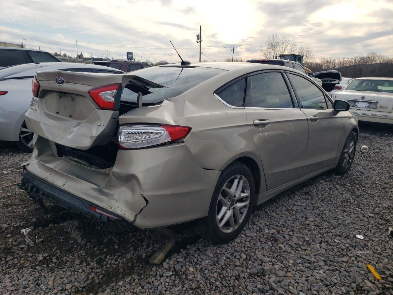 2016 Ford Fusion Se - Image 3