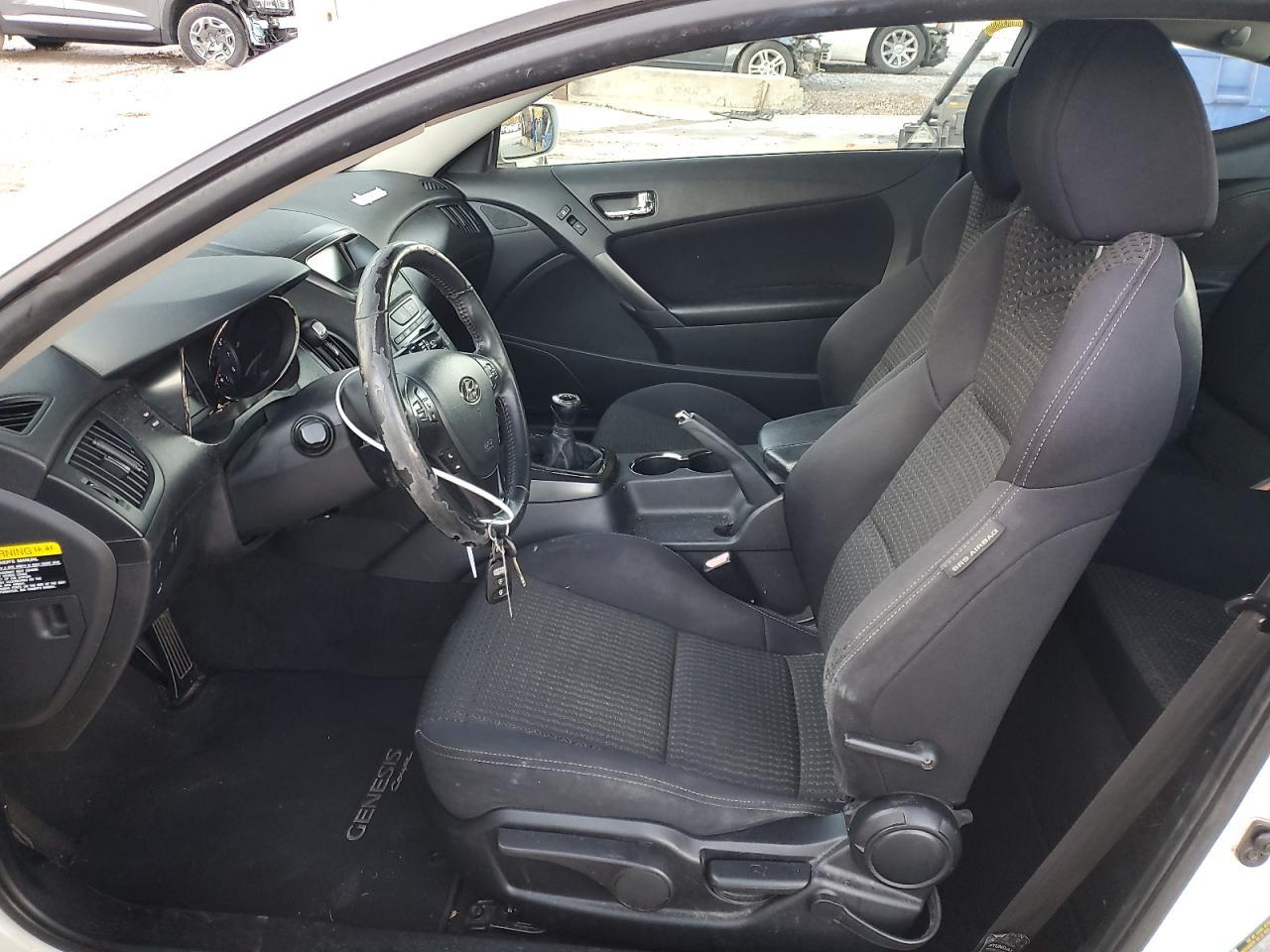 2011 Hyundai Genesis Coupe 2.0T - Фото 7