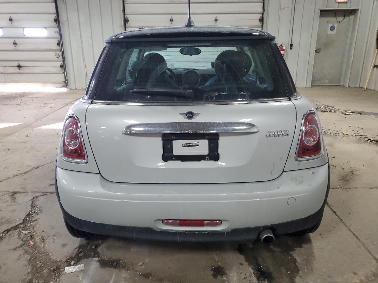 2013 Mini Cooper - Image 6