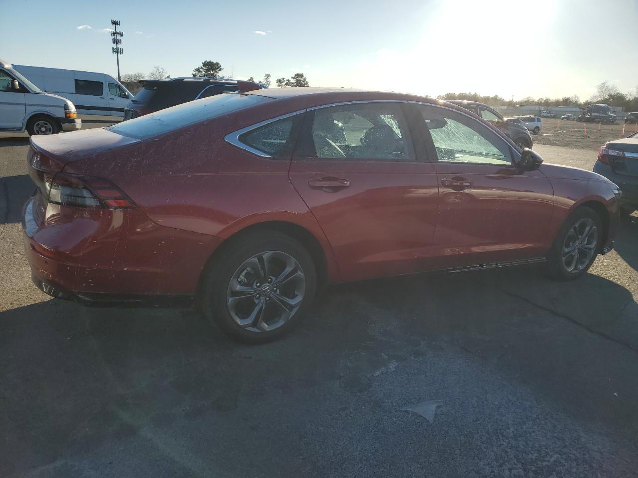 2024 Honda Accord Hybrid Exl - Image 3