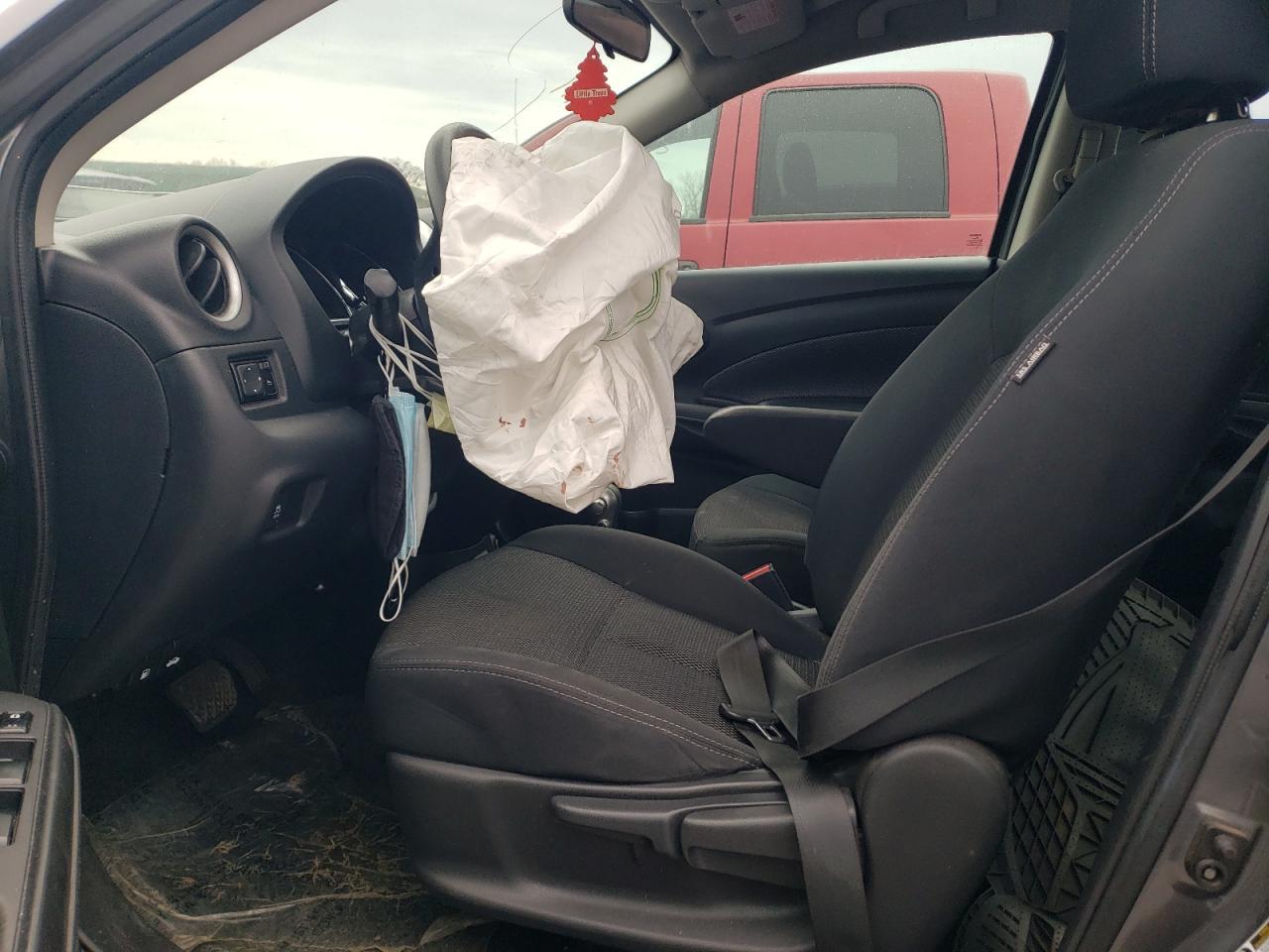 2019 Nissan Versa S - Image 7