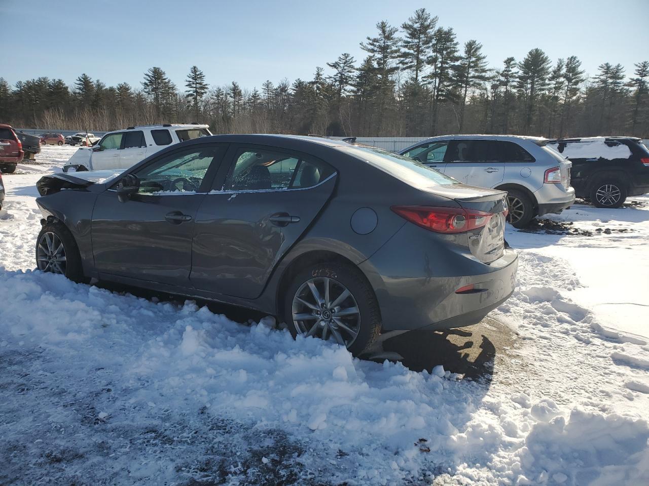 2018 Mazda 3 Touring - Фото 2