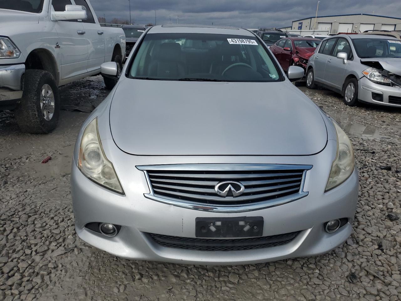 2011 Infiniti G37 - Image 5