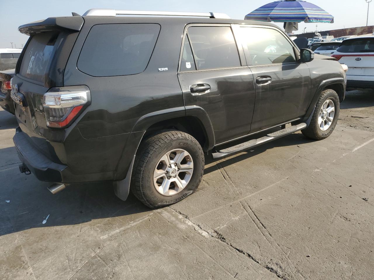 2014 Toyota 4Runner Sr5 - Image 3