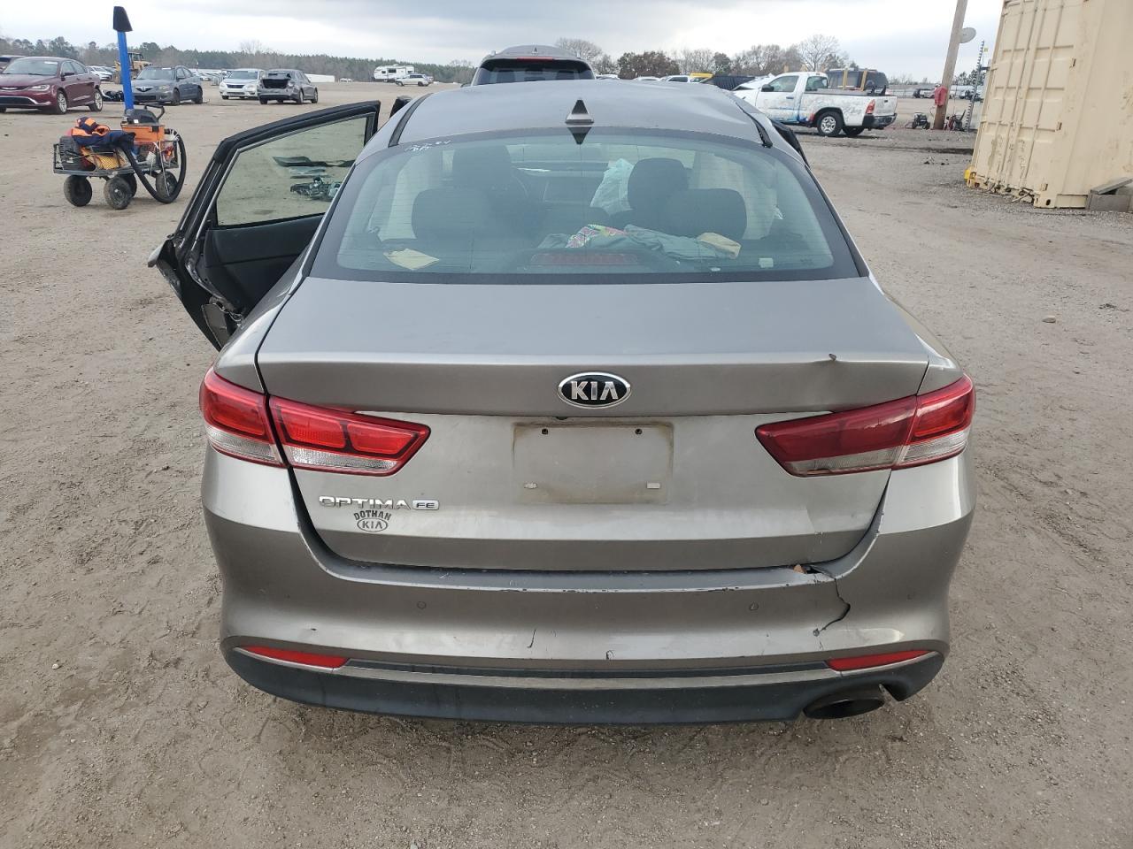 2018 Kia Optima Lx - Фото 6
