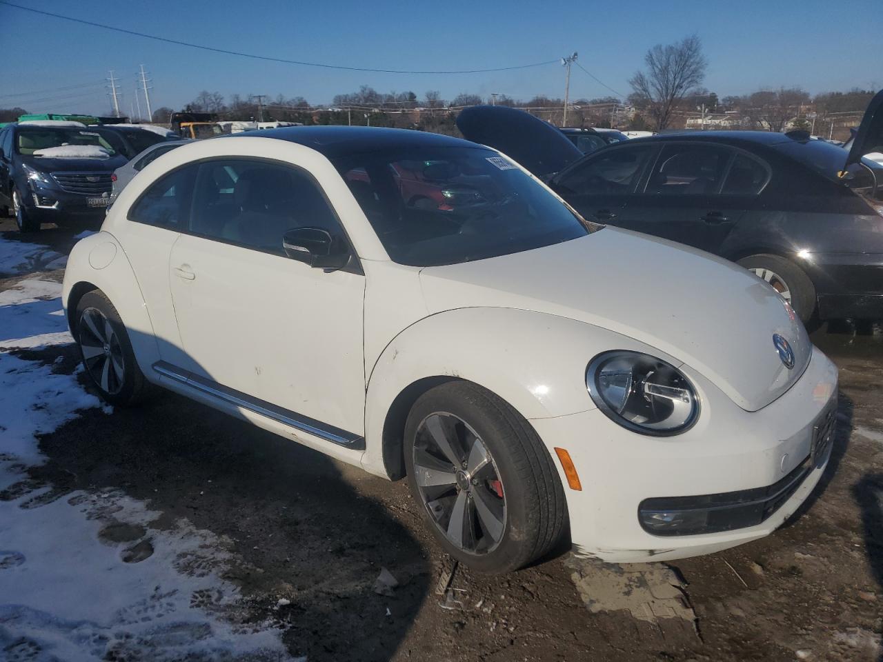 2013 Volkswagen Beetle Turbo - Фото 4