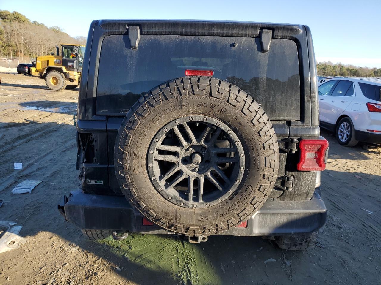 2020 Jeep Wrangler Unlimited Sahara - Фото 6