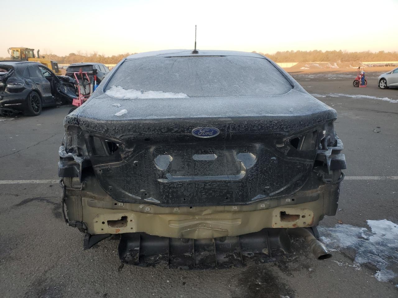 2015 Ford Fusion Se - Фото 6