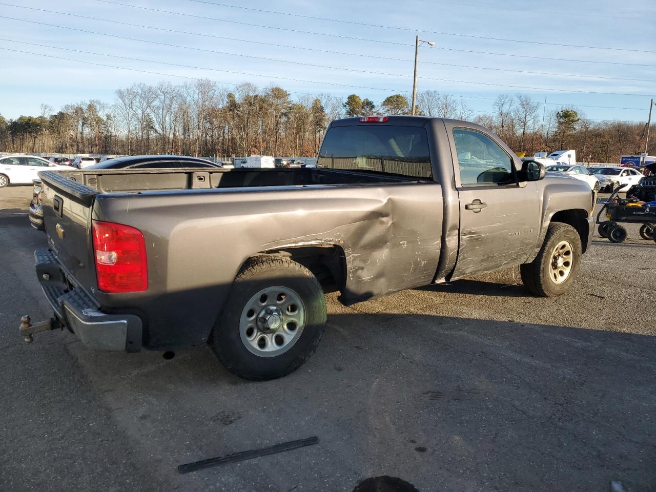 2010 Chevrolet Silverado C1500 - Image 3