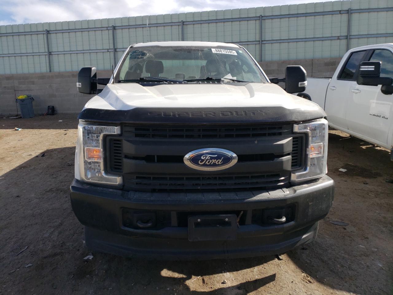 2019 Ford F250 Super Duty - Фото 5