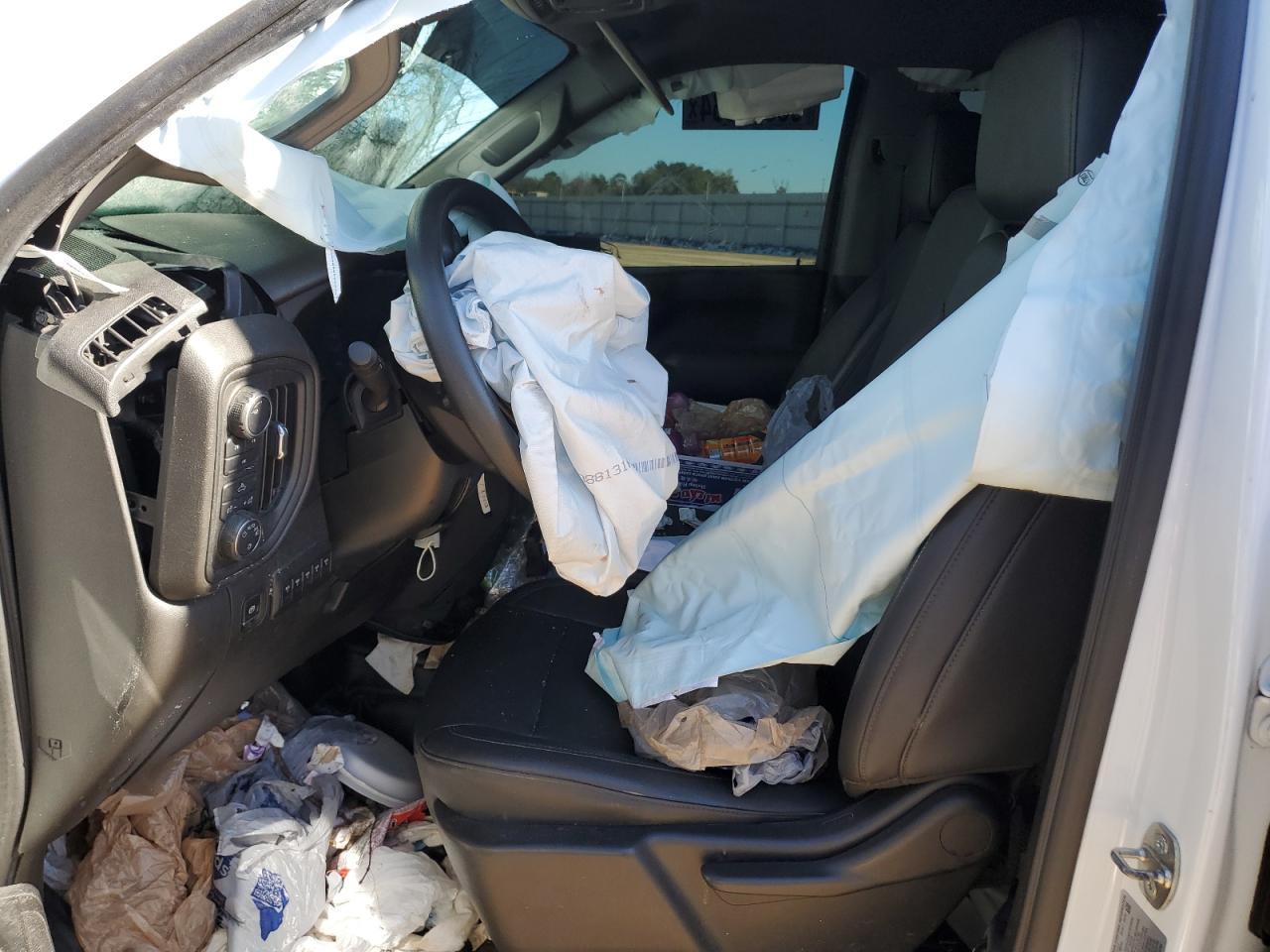 2022 Chevrolet Silverado K3500 - Фото 7