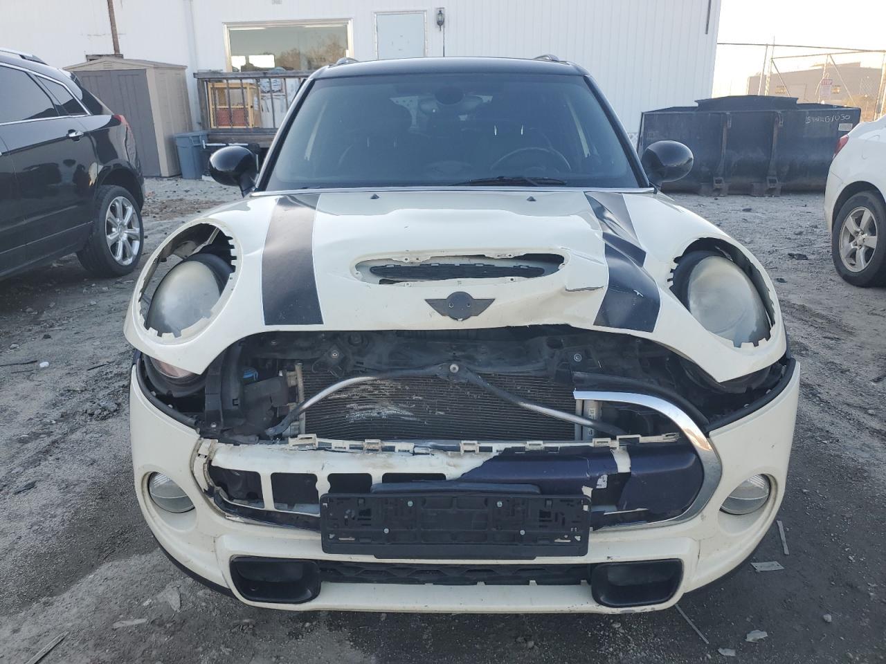 2017 Mini Cooper S - Image 5