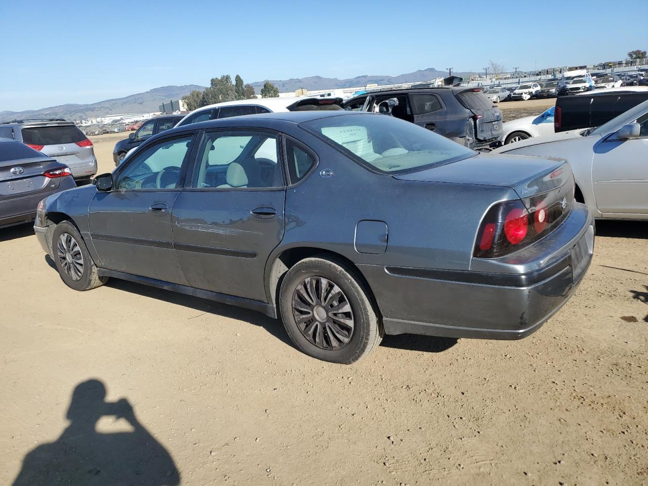 2004 Chevrolet Impala - Фото 2