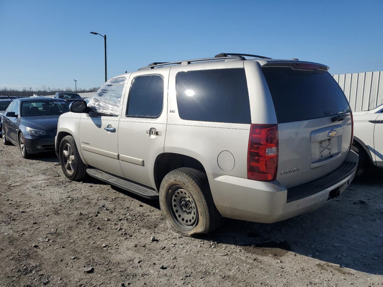 2008 Chevrolet Tahoe C1500 - Image 2