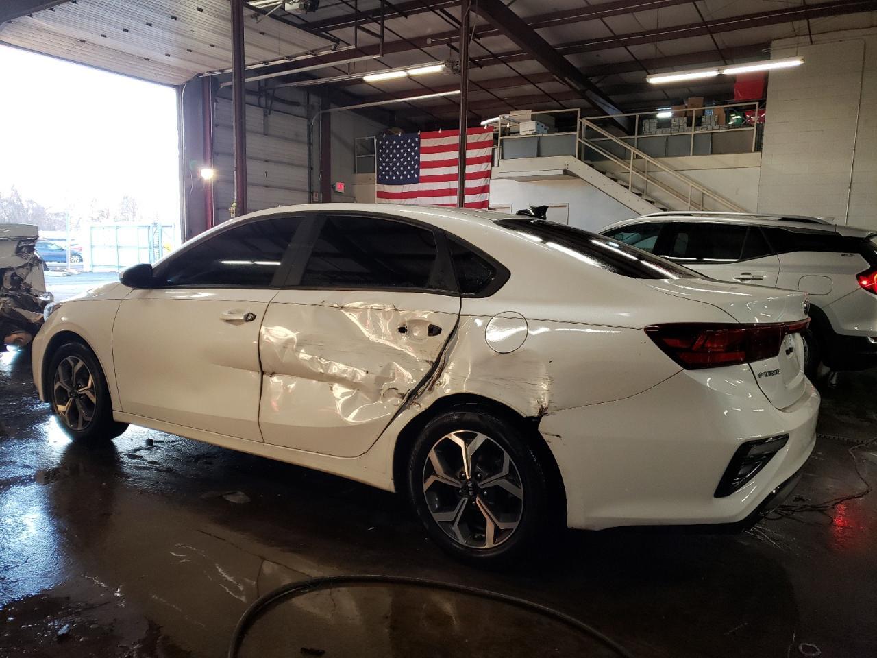 2021 Kia Forte Fe - Фото 2