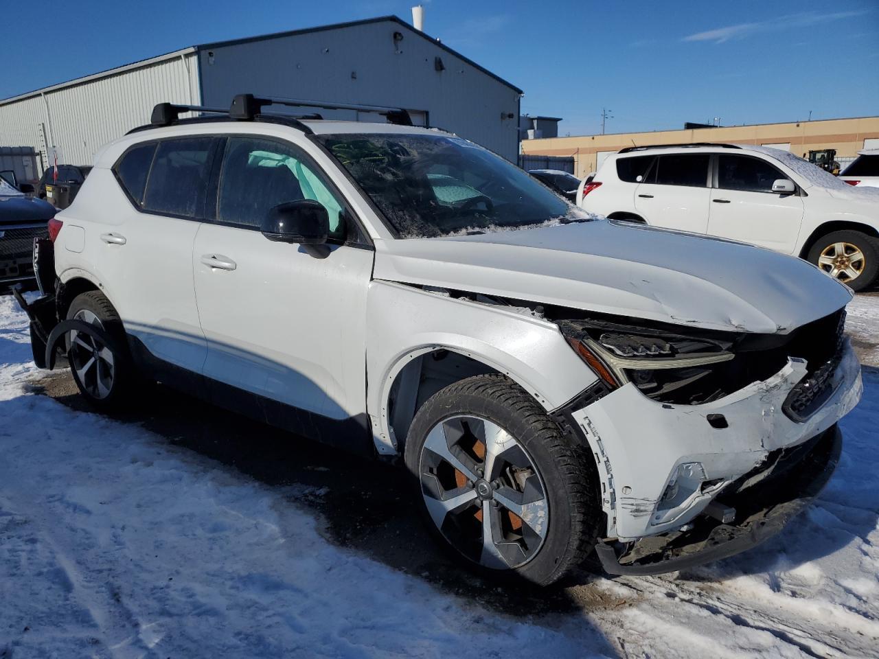 2023 Volvo Xc40 Ultimate - Фото 4
